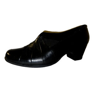 CLARKS Artisan Shoes Women's Size 9.5M Black Leather Active Air Pumps Heels